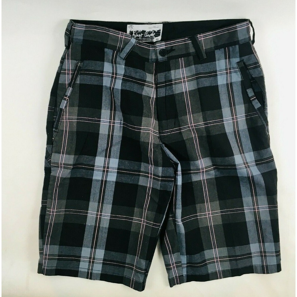 Avant Garde Shorts Men's Size 32 Check Plaid Classic Outdoors Flat Front